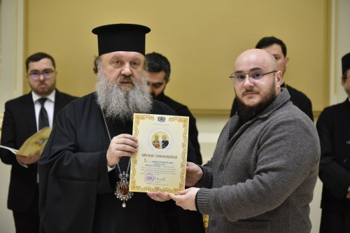 Distincții pentru psalții și cântăreții bisericești din Arhiepiscopia Bucureștilor Poza 283555
