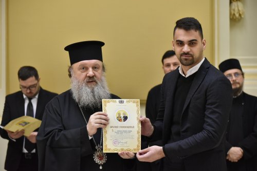 Distincții pentru psalții și cântăreții bisericești din Arhiepiscopia Bucureștilor Poza 283562