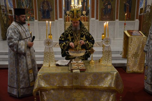 Sărbătoarea Epifaniei la Catedrala „Învierea Domnului” din Oradea Poza 283509