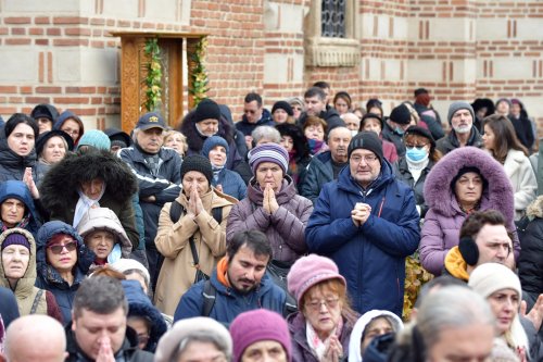 Rugăciunea, doxologie adusă lui Dumnezeu Poza 283573