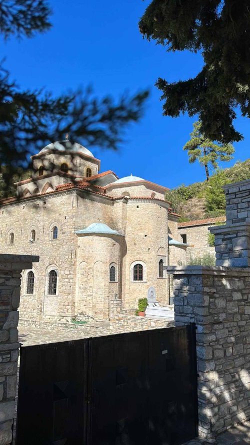 Samos, insula marilor frumuseți și a monahilor râvnitori ai Patriarhiei Ierusalimului Poza 283723
