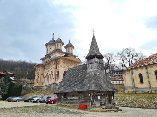 Duminica a 29-a după Rusalii la Mănăstirea Nicula, judeţul Cluj Poza 283940