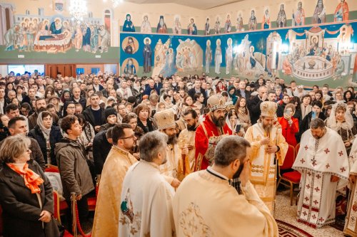 Sfințirea unei noi biserici românești din Spania Poza 284571