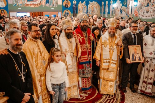 Sfințirea unei noi biserici românești din Spania Poza 284575