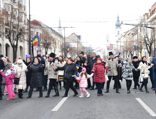 Slujbă de Te Deum la monumentul domnitorului Alexandru Ioan Cuza, la Cluj-Napoca Poza 284890