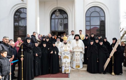 Popas de rugăciune la o mănăstire istorică de lângă Ploiești  Poza 284982