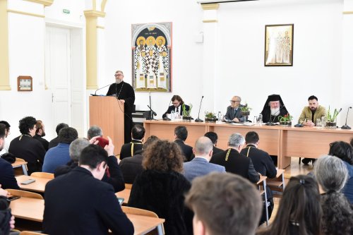 Ocrotitorii învățământului teologic cinstiți la București Poza 285205