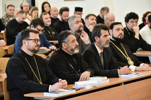 Ocrotitorii învățământului teologic cinstiți la București Poza 285213