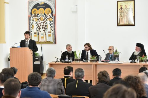 Ocrotitorii învățământului teologic cinstiți la București Poza 285221