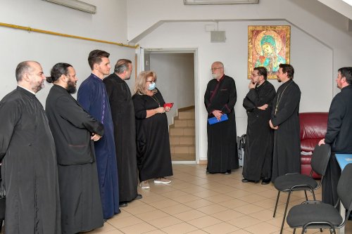 Întâlnire a preoților de caritate în ziua unor sfinți doctori fără de arginți