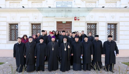 Ședința anuală a Casei de Ajutor Reciproc din Arhiepiscopia Buzăului și Vrancei Poza 285472