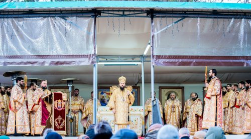 Duminica a 15-a după Rusalii la Mănăstirea „Sfântul Ioan cel Nou de la Suceava” Poza 285571
