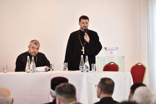 Ședință administrativă a clericilor din Protoieria Ilfov Sud Poza 285879