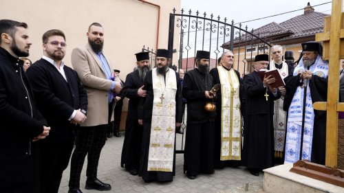 Sfinţire de troiţă la Biserica „Sfântul Ioan Botezătorul” din Făgăraș Poza 286061