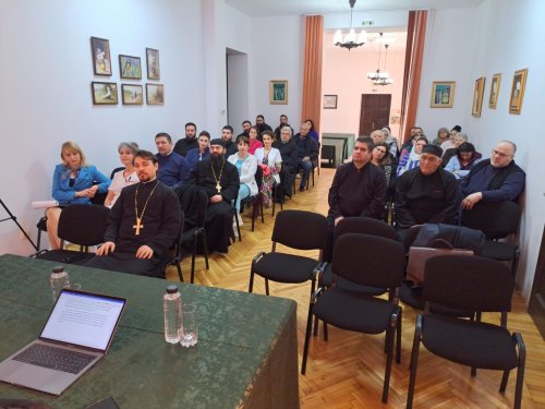 Întâlnire preoțească și conferință la Spitalul Voila din Câmpina Poza 286199