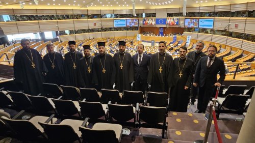 Delegație a Patriarhiei Române la Bruxelles Poza 286246