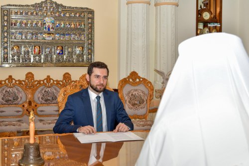 Patriarhul României l‑a primit pe noul ambasador al Republicii Armenia  Poza 286254