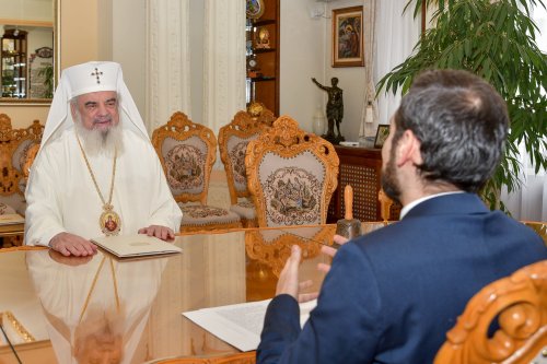 Patriarhul României l‑a primit pe noul ambasador al Republicii Armenia  Poza 286257
