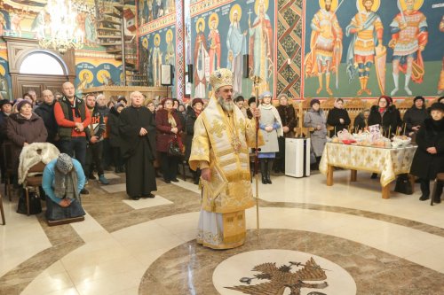 Popas de rugăciune la Parohia „Sfântul Spiridon” din Buzău Poza 286607