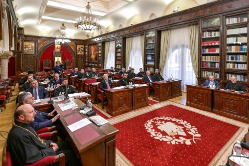 Ședința de lucru a Consiliului Național Bisericesc la Reședința Patriarhală Poza 287100