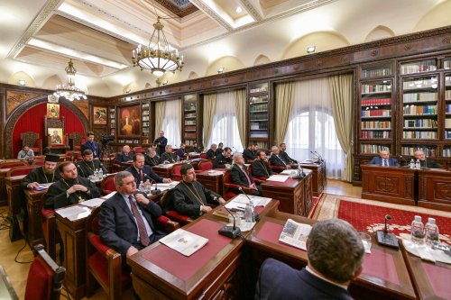 Ședința de lucru a Consiliului Național Bisericesc la Reședința Patriarhală Poza 287102