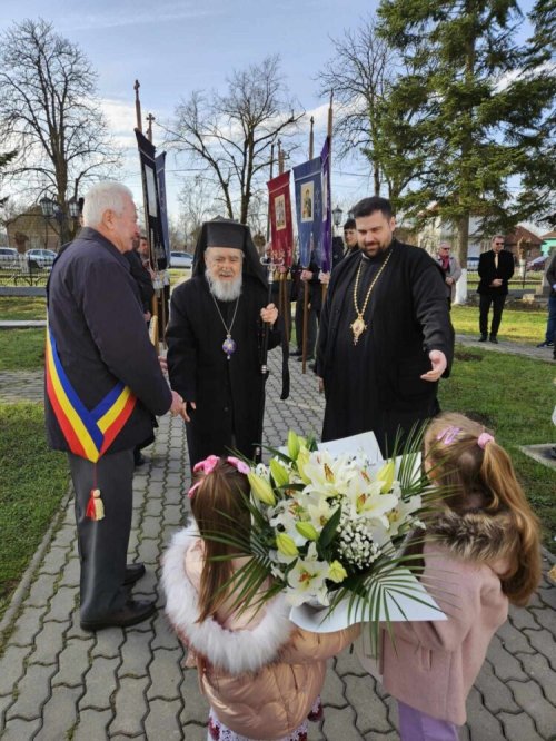 Binecuvântarea lucrărilor la o parohie din județul Arad Poza 287508