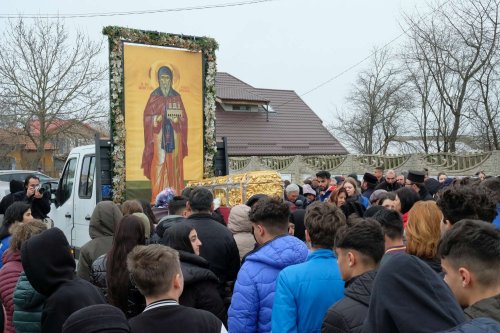 Momente istorice de comuniune și rugăciune în a doua zi de pelerinaj în Prahova Poza 287745