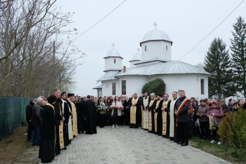 Momente istorice de comuniune și rugăciune în a doua zi de pelerinaj în Prahova Poza 287746