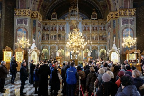 Momente istorice de comuniune și rugăciune în a doua zi de pelerinaj în Prahova Poza 287779