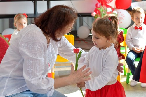 Copiii de la Grădinița Patriarhiei Române și‑au sărbătorit mamele Poza 288022