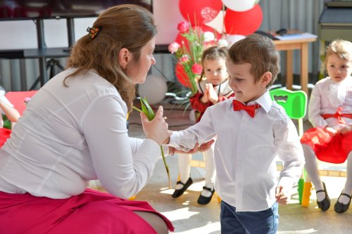 Copiii de la Grădinița Patriarhiei Române și‑au sărbătorit mamele Poza 288023