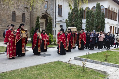 Procesiune cu moaștele Sfinților 40 de Mucenici la Mănăstirea Antim Poza 288199