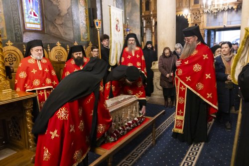 Procesiune cu moaștele Sfinților 40 de Mucenici la Mănăstirea Antim Poza 288209