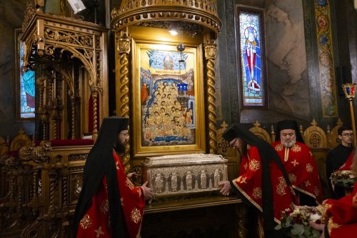 Procesiune cu moaștele Sfinților 40 de Mucenici la Mănăstirea Antim Poza 288210