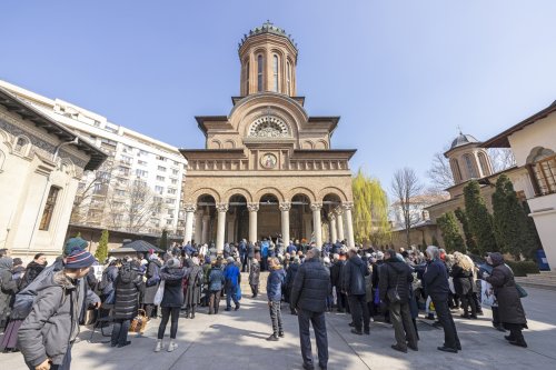 Cinstire adusă Sfinților 40 de Mucenici la Mănăstirea Antim din Capitală Poza 288255