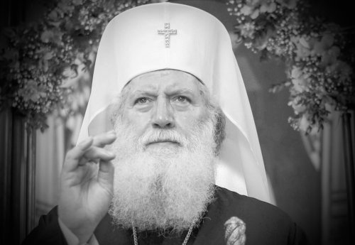 A trecut la Domnul Patriarhul Bisericii Ortodoxe Bulgare  Poza 288701