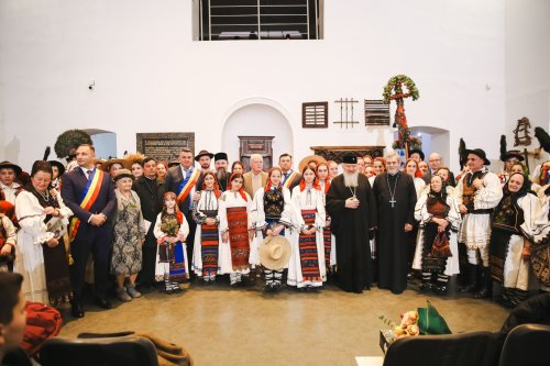 Două volume semnate de Episcopul Macarie, lansate la Cluj-Napoca Poza 288721