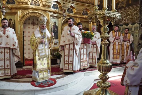 Moment aniversar pentru Arhiepiscopul Dunării de Jos  Poza 289003