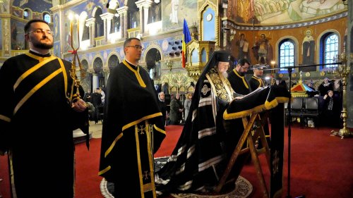 Credincioșii din Sibiu, în rugăciune la începutul Postului Mare Poza 289305
