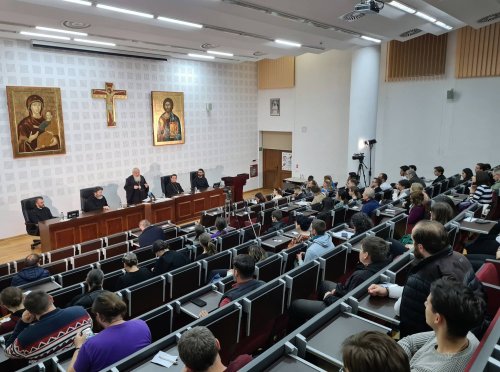 Conferință la Facultatea de Teologie Ortodoxă din Cluj-Napoca Poza 289404