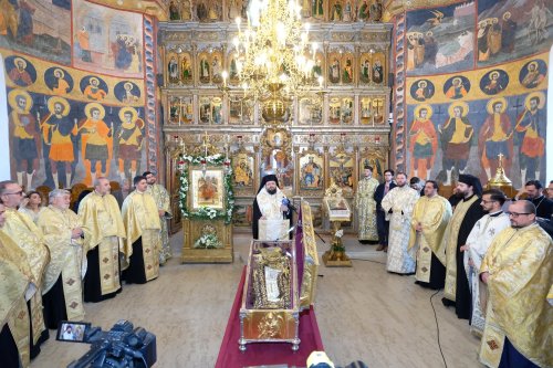 Popas duhovnicesc al Sfântului Dimitrie cel Nou la Biserica Icoanei Poza 289512