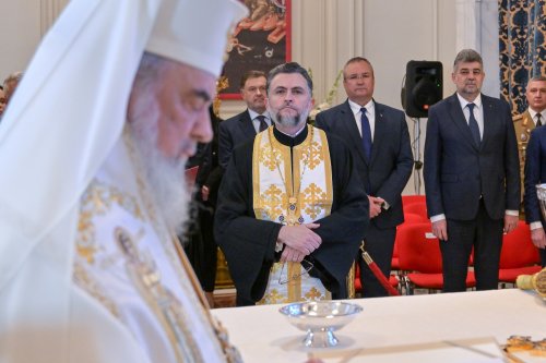Patriarhul României a sfințit capela din incinta Palatului Parlamentului Poza 289739