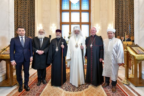 Patriarhul României a sfințit capela din incinta Palatului Parlamentului Poza 289755