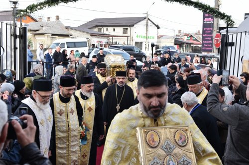 Comunități din Protopopiatul Ilfov Nord vizitate de Sfântul Dimitrie cel Nou Poza 290195