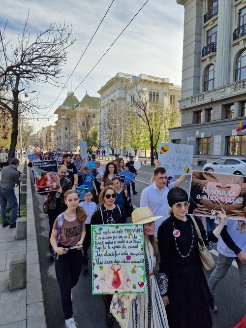 Marșul pentru ocrotirea vieții, în Capitală Poza 290178
