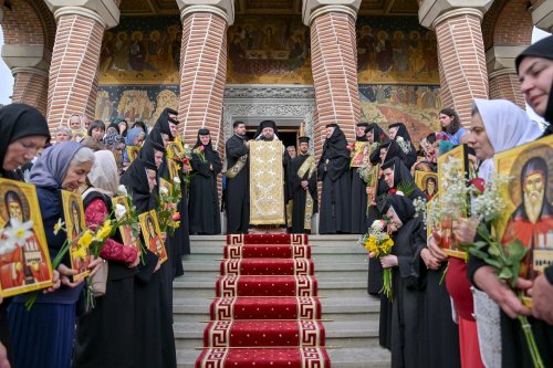 Pelerinajul Sfântului Dimitrie cel Nou în judeţul Ilfov, la final Poza 290422