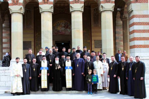 Hirotonii la Catedrala Mitropolitană din Craiova Poza 290462