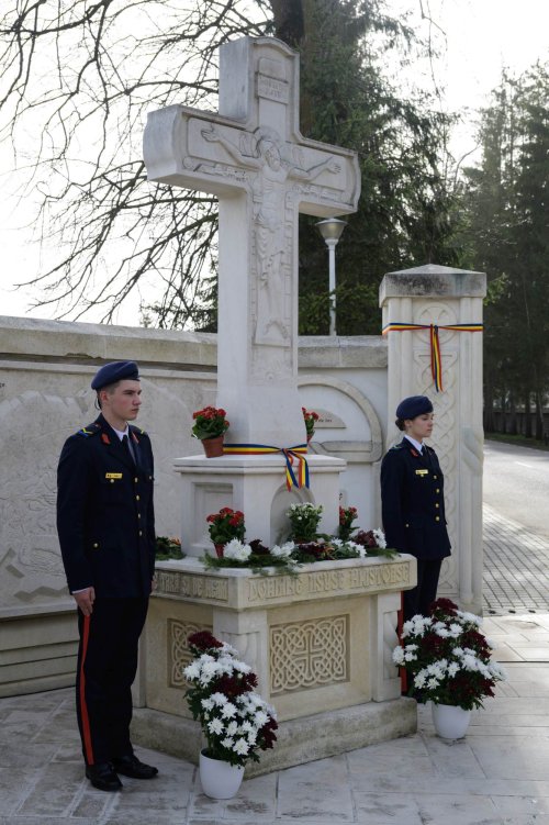 Comemorarea românilor uciși în Masacrul de la Fântâna Albă Poza 290540