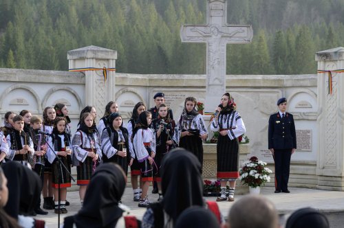 Comemorarea românilor uciși în Masacrul de la Fântâna Albă Poza 290547