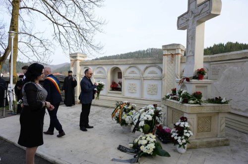 Comemorarea românilor uciși în Masacrul de la Fântâna Albă Poza 290551